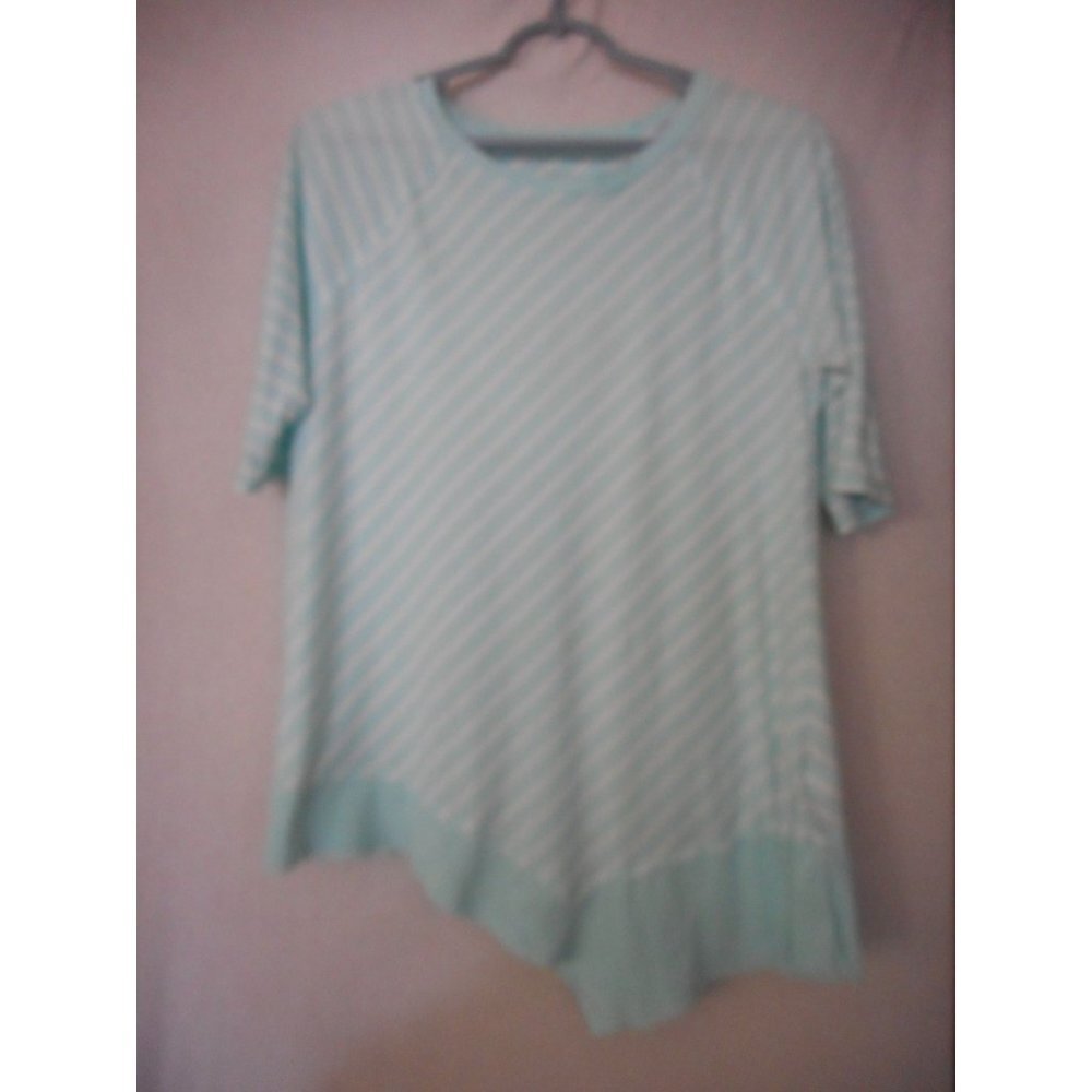 Green White Sz XL Knit top Asymmetrical bottom Striped Calvin Klein Performance
